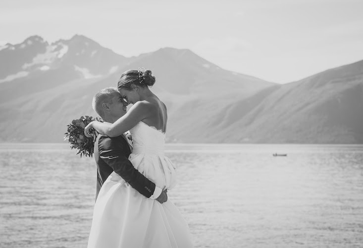 Bilde fra AR FOTOGRAFI ANETTE RISNES i Brattvåg